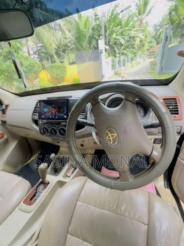 Toyota Hilux 2005 Pickup (Used)