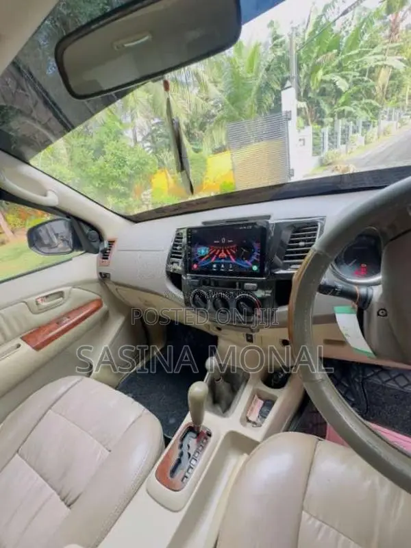 Toyota Hilux 2005 Pickup (Used)
