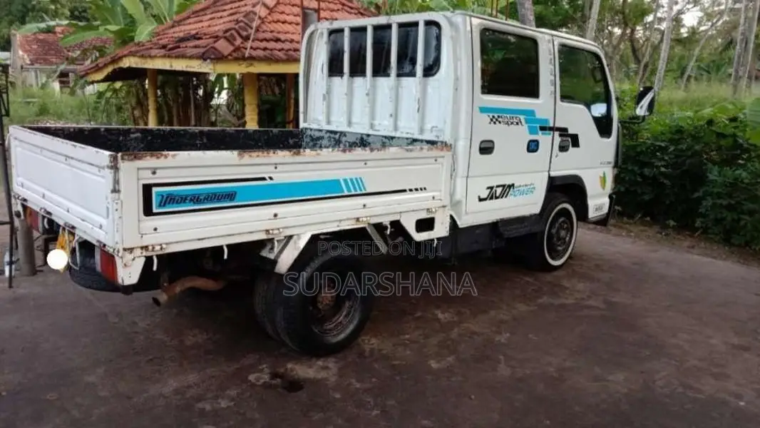 Nissan CrewCab 1997 Crew Cab (Used)