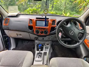 Toyota Hilux 2008 Pickup (Used)