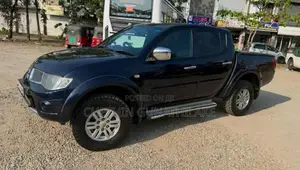 Mitsubishi L200 2015 Pickup (Used)