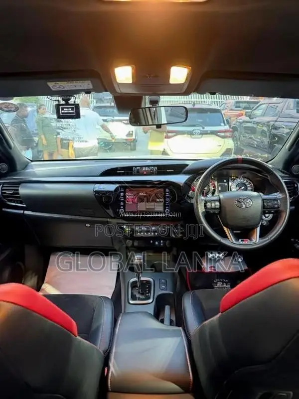 Toyota Hilux Z GR Sport 2023 Pickup Unregistered (Recondition)