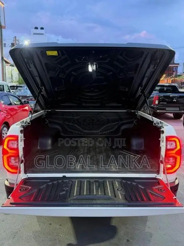 Toyota Hilux Z GR Sport 2023 Pickup Unregistered (Recondition)