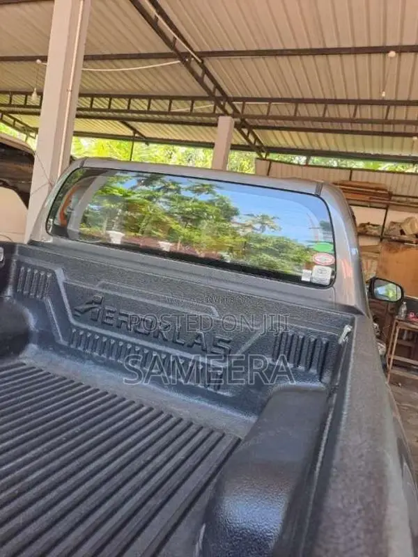 Toyota Hilux Revo 2016 Pickup (Used)