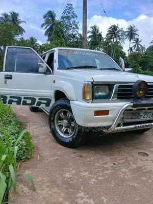 Mitsubishi Strada 1994 Pickup (Used)