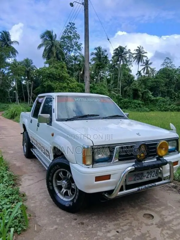 Mitsubishi Strada 1994 Pickup (Used)