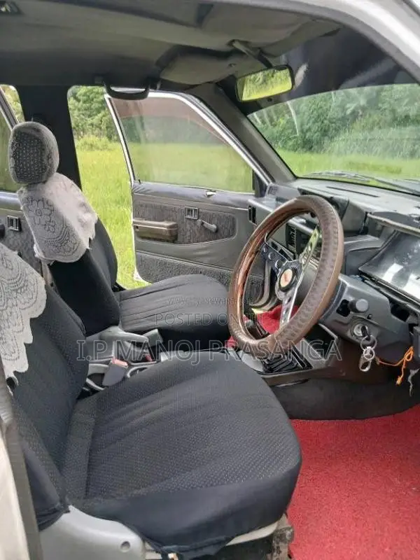 Mitsubishi Strada 1994 Pickup (Used)