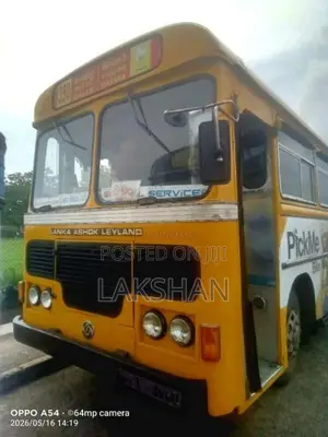 Ashok-Leyland Viking 2002 Bus (Used)