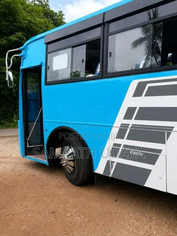 Tata Star 2011 Bus (Used)