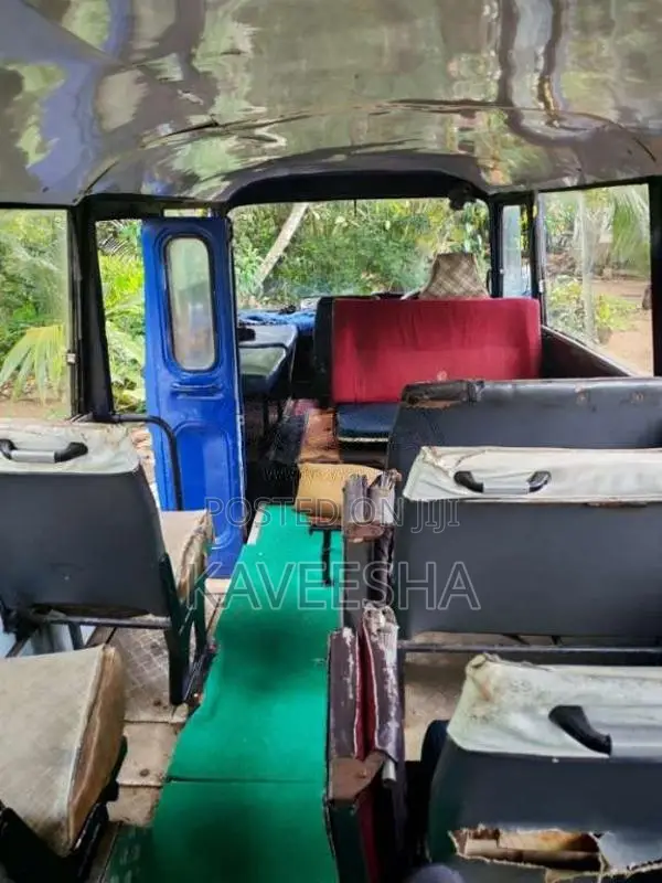 Mitsubishi Rosa 1988 Bus (Used)