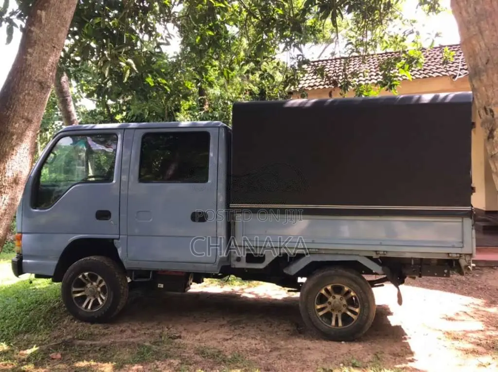 Suzuki CrewCab 2001 Crew Cab (Used)