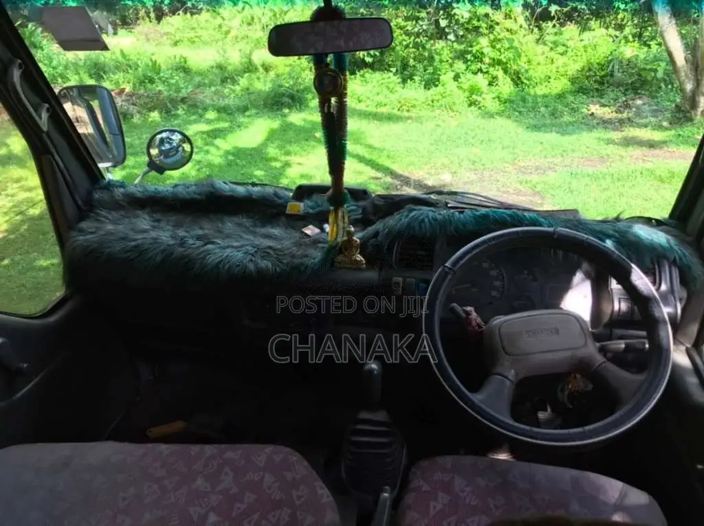 Suzuki CrewCab 2001 Crew Cab (Used)