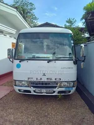 Mitsubishi Rosa 2009 Bus (Used)