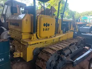 Komatsu D40 1995 Heavy-Duty (Used)