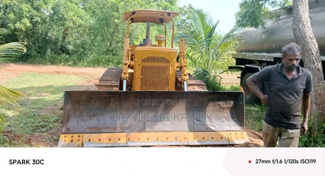 CAT D4D Bulldozer 1996 Heavy-Duty (Used)