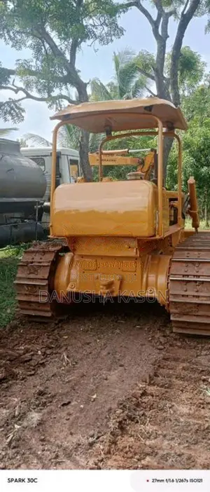 CAT D4D Bulldozer 1996 Heavy-Duty (Used)