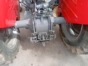 Massey-Ferguson 135 1981 Tractor (Used)