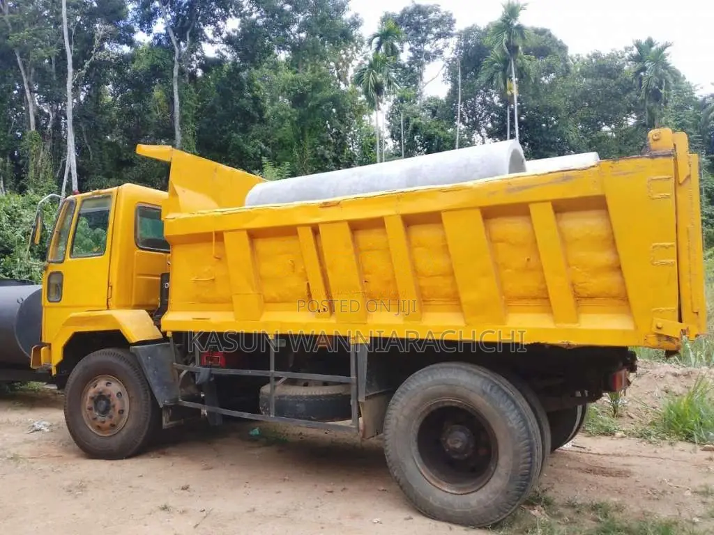 Ashok-Leyland Cargo 2010 Heavy-Duty (Used)