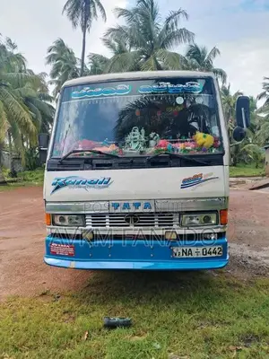 Tata Tata 2004 Bus (Used)