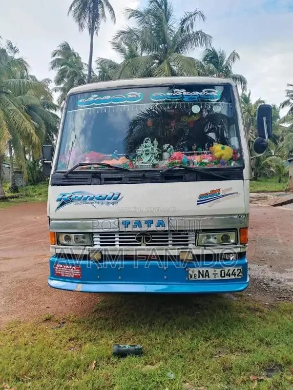 Tata Tata 2004 Bus (Used)