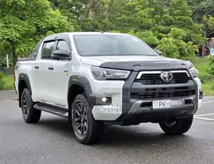Toyota Hilux 2025 Pickup (Used)