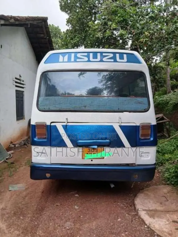 Isuzu Journey 1983 Bus (Used)