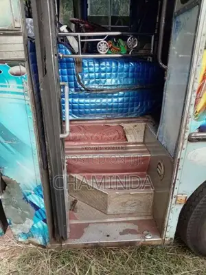 Ashok-Leyland Ruby 2002 Bus (Used)