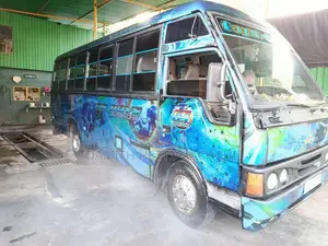 Eicher Starline 2006 Bus (Used)