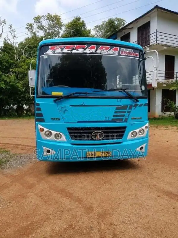 Tata Starbus 2010 Bus (Used)