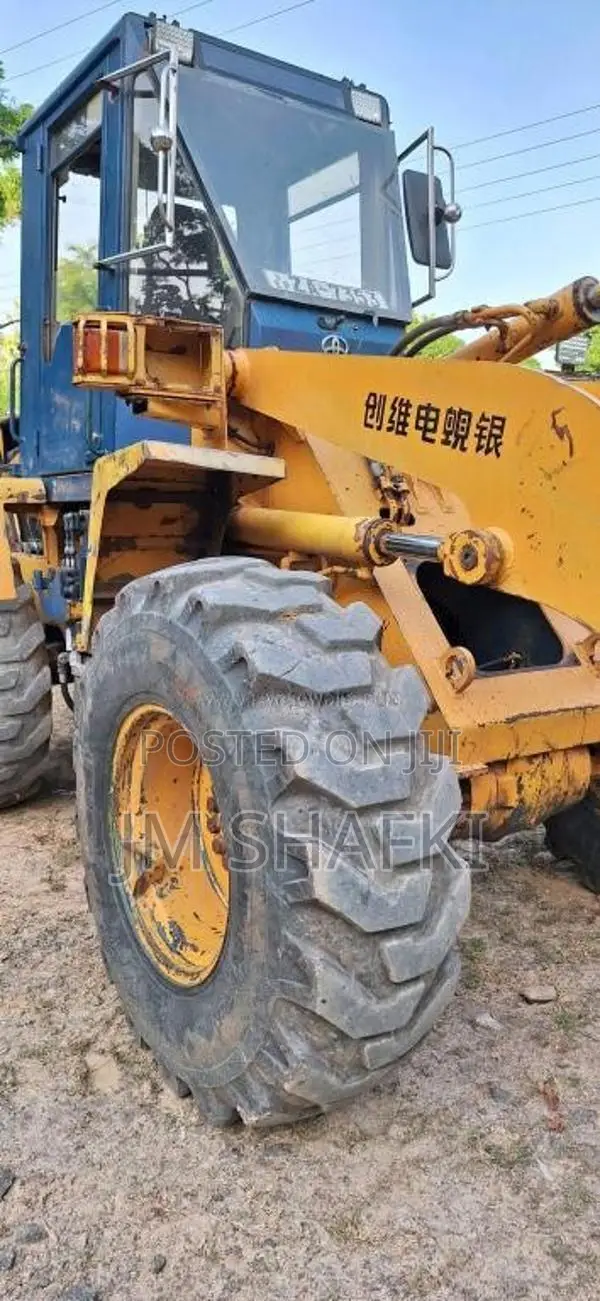 Kobelco Lk300-2 2012 Heavy-Duty (Used)