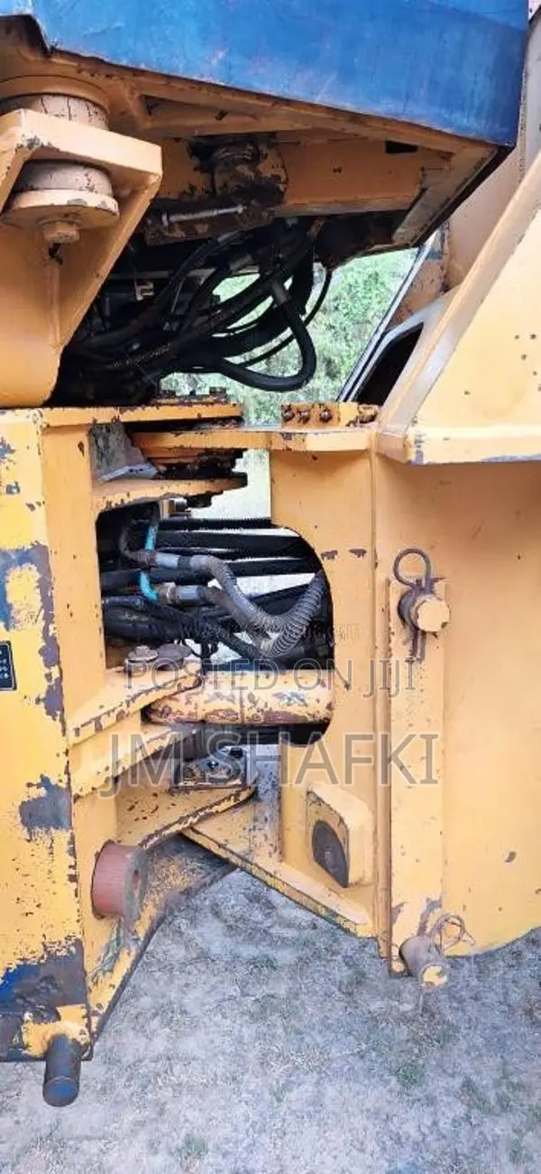 Kobelco Lk300-2 2012 Heavy-Duty (Used)