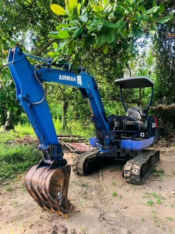 Hitachi Airman 2010 Heavy-Duty (Used)