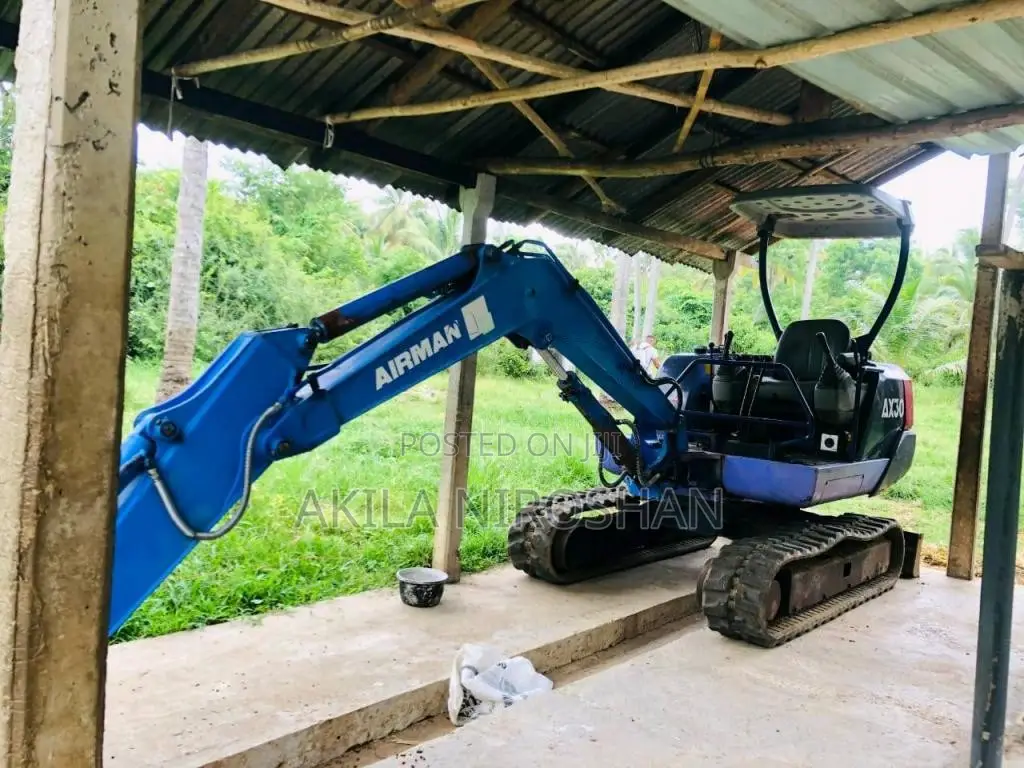 Hitachi Airman 2010 Heavy-Duty (Used)