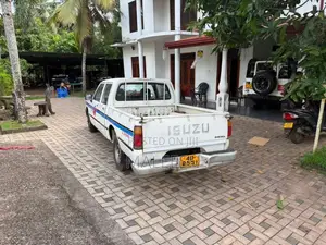 Isuzu L350 1986 Pickup (Used)