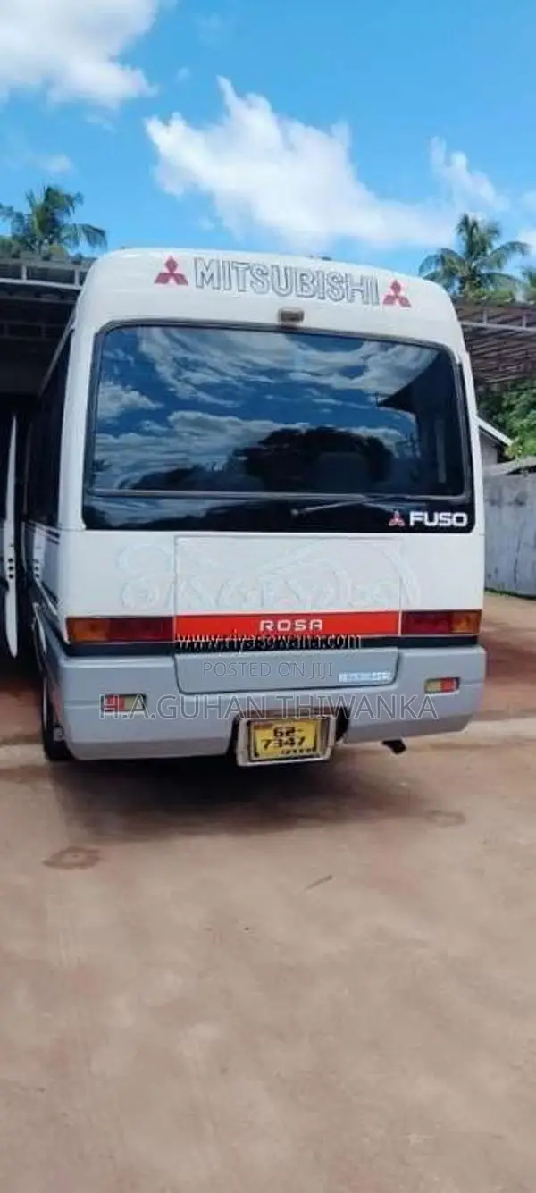 Mitsubishi Baby Rosa 1987 Bus (Used)