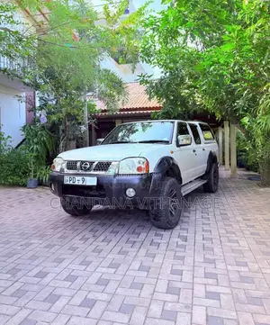 Nissan D22 2012 Pickup (Used)