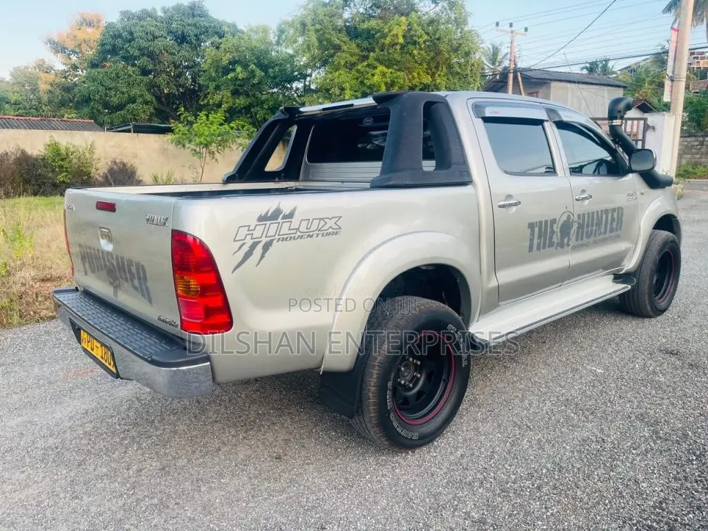 Toyota Hilux 3 0 2012 Pickup (Used)