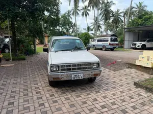 Isuzu L250 1986 Pickup (Used)