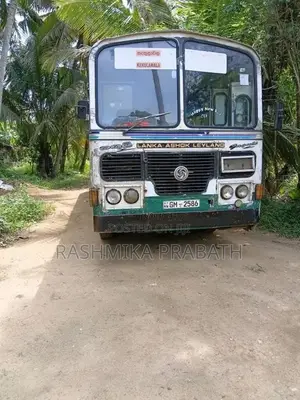 Ashok-Leyland Roobi 2002 Bus (Used)
