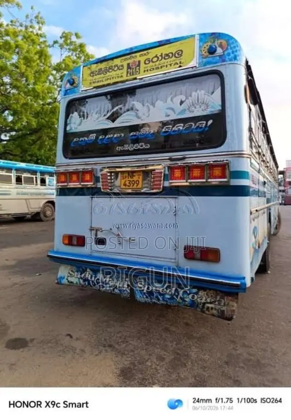Ashok-Leyland Viking 2016 Bus (Used)
