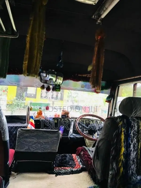 Isuzu Journey 1981 Bus (Used)