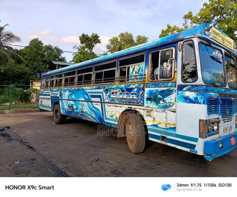 Ashok-Leyland Viking 2016 Bus (Used)