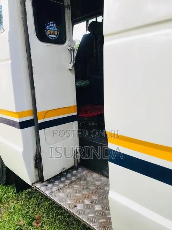 Isuzu Journey 1981 Bus (Used)