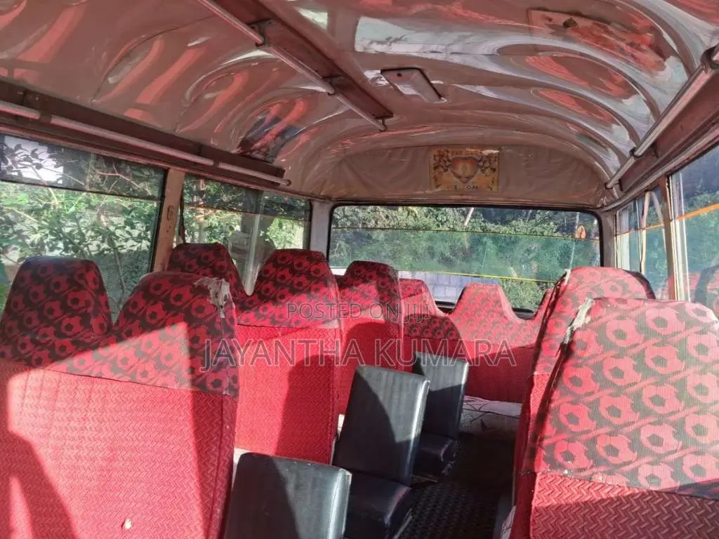 Isuzu Journey 1980 Bus (Used)