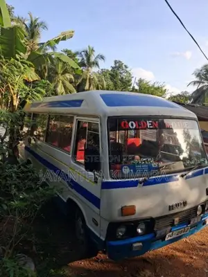 Isuzu Journey 1980 Bus (Used)