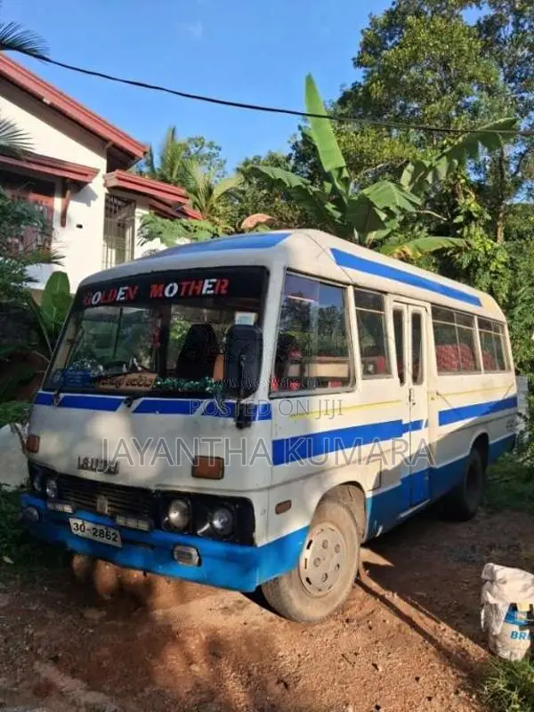 Isuzu Journey 1980 Bus (Used)