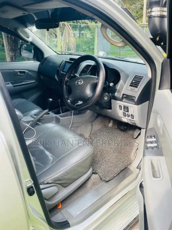 Toyota Hilux 1KD 2012 Pickup (Used)