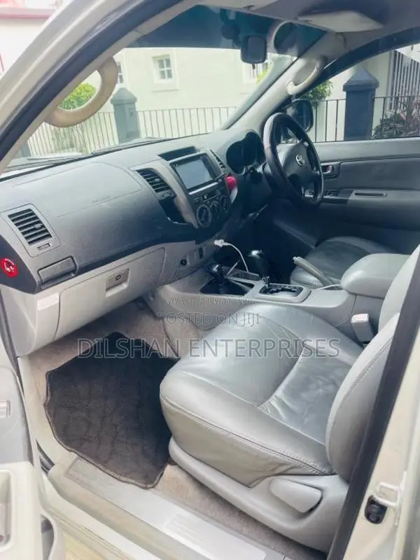 Toyota Hilux 1KD 2012 Pickup (Used)