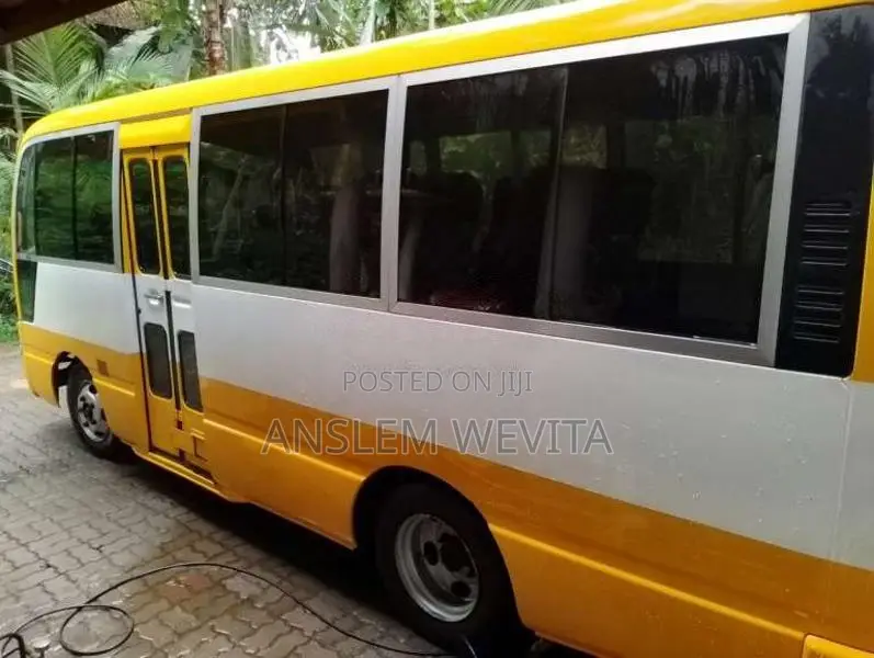 Nissan Civilian 2001 Bus (Used)