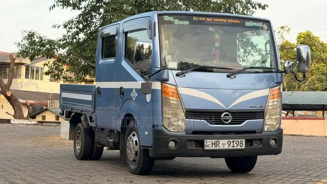 Nissan Altas 2004 Crew Cab (Used)